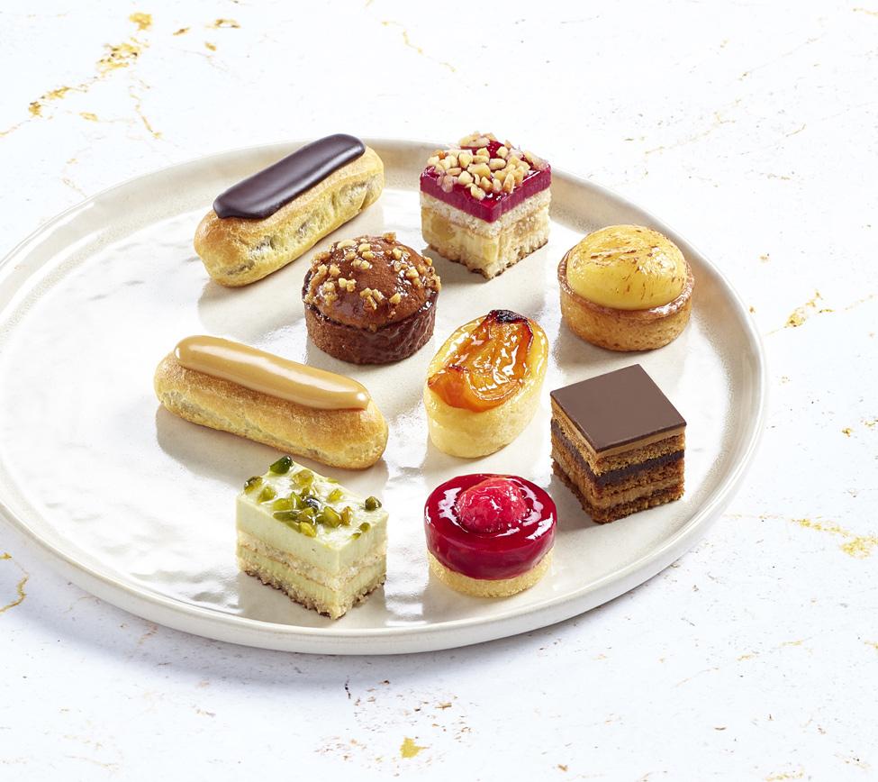 ASSORTMENT OF PASQUIER MIGNARDISE "ENVIE SUCRÉE"